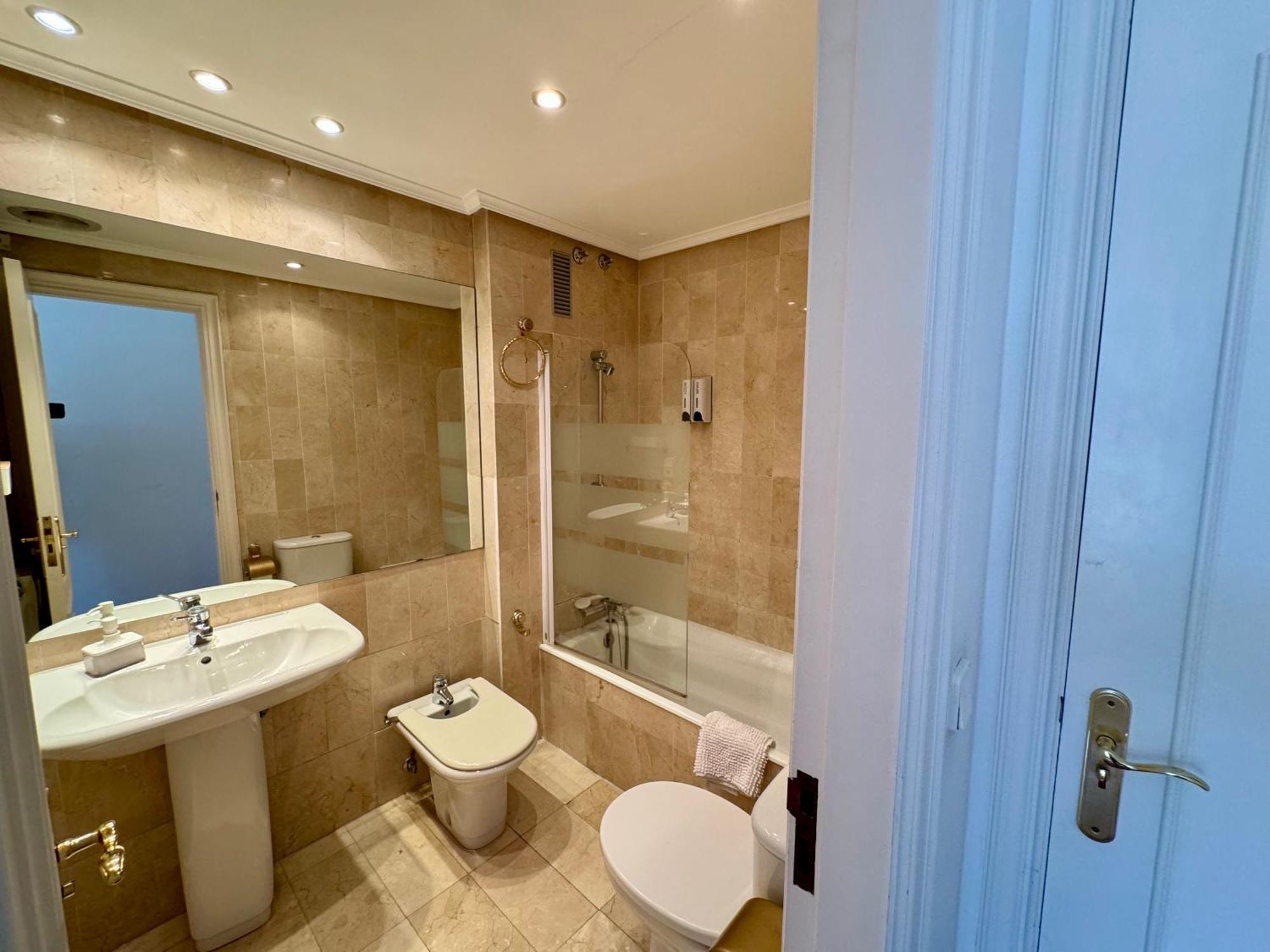 Apartamento Pioxii Center ซานเซบาสเตียน ภายนอก รูปภาพ